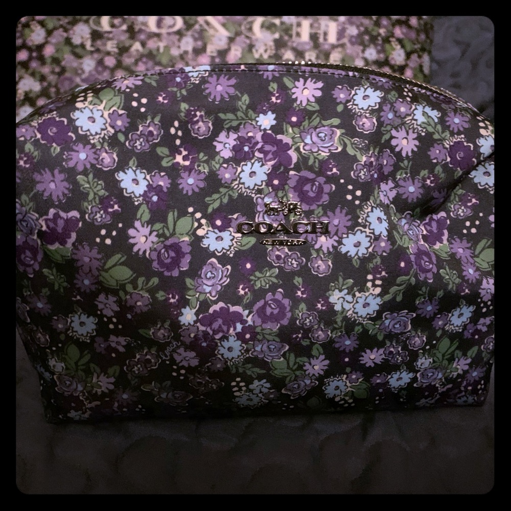 Coach Floral Large Make-Up Bag - New!!!!